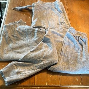 Victoria’s Secret Sport outfit gray matching set